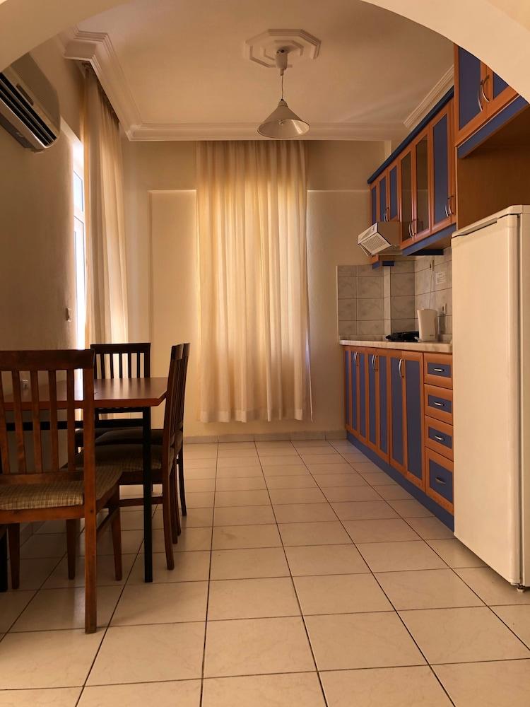 Melissa Garden Apart Hotel 시데 외부 사진